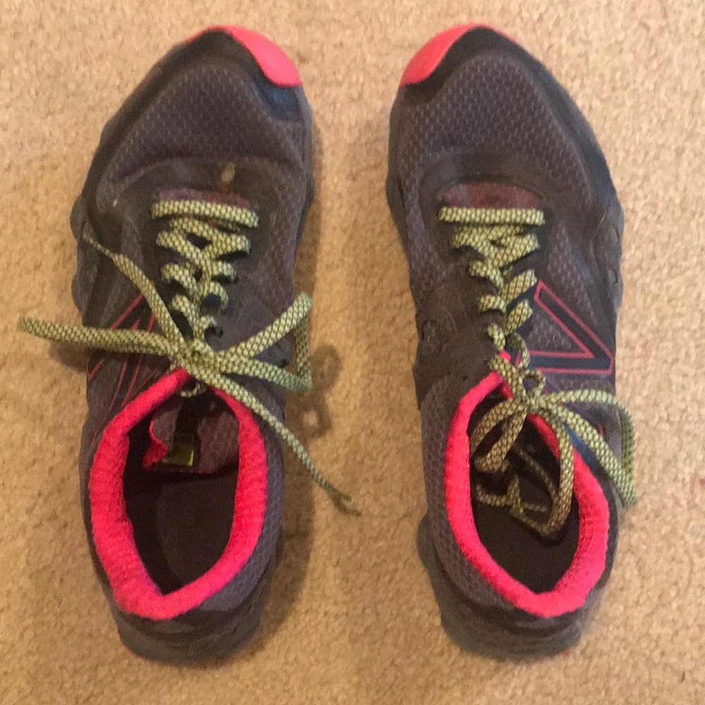 New Balance minimus trail running shoes